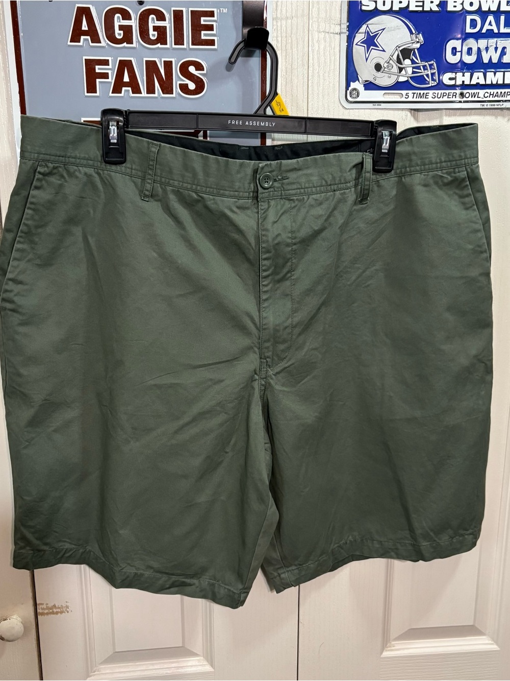 Claiborne Olive Green Flat Front Casual Shorts